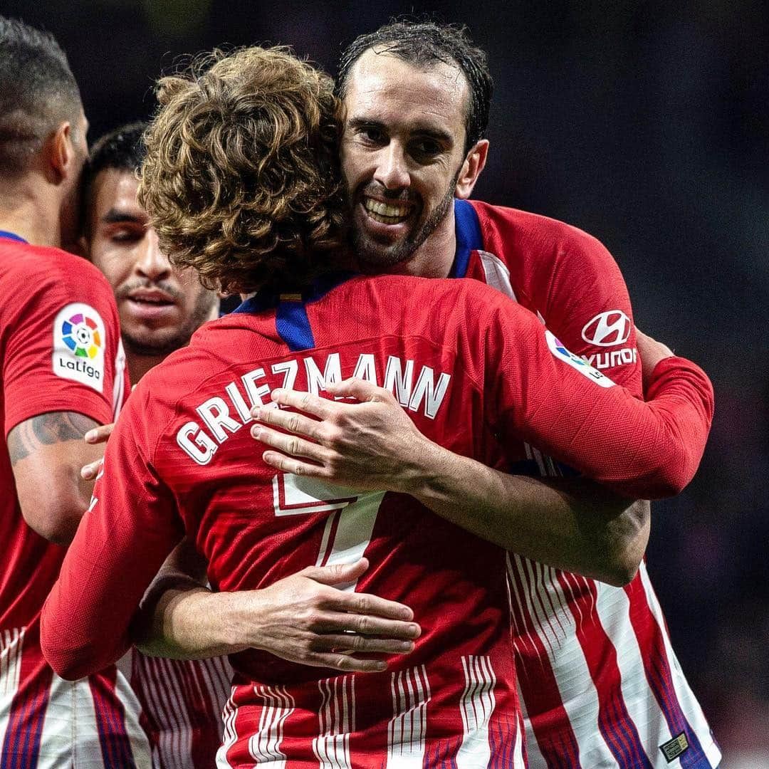 LFPさんのインスタグラム写真 - (LFPInstagram)「Friends and scorers! 🤗🤗 @diegogodin ➕ @antogriezmann = ⚽️⚽️ • #Godin #Griezmann #Atleti #AtletiGirona #LaLigaSantander #LaLiga」4月3日 4時42分 - laliga