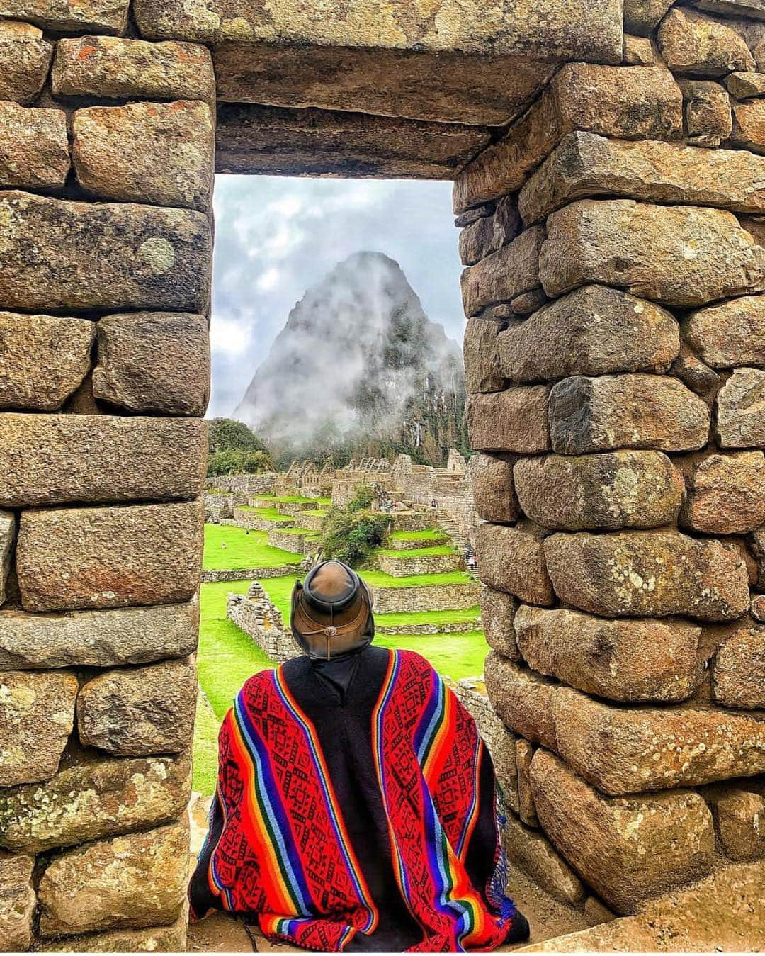 Wonderful Placesさんのインスタグラム写真 - (Wonderful PlacesInstagram)「Have you ever been to Machu Picchu??? ✨@visitsouthamerica.co✨ specializes in creating customized itineraries to this amazing site and other locations in Sacred Valley. We had such a fantastic time with them! They are having 15% discount, DM them for more info ✨@visitsouthamerica.co✨ . Pictures by @cbezerraphotos」4月3日 3時30分 - wonderful_places