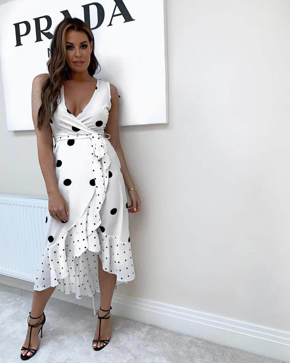 Jessica Wrightさんのインスタグラム写真 - (Jessica WrightInstagram)「Unleashing my inner Dalmatian 🐾  _________________________________________________ @axparis #axparis #AXPGIRL #ad」4月3日 4時21分 - jesswright77