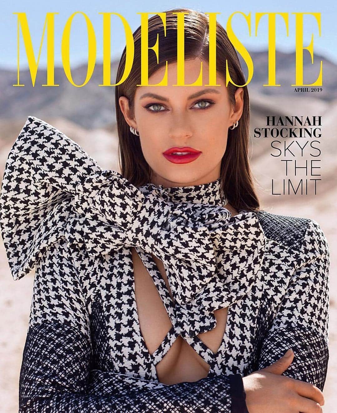 Hannah Stockingのインスタグラム：「So happy to be the cover of @modelistemagazine April Issue! ⚡️ thanks to an incredible team. We had the best two days shooting this. 😂🤘 I love you all!  Photo: @sarahkrickphotography Stylist: @janellermiller Hair: @bykileyfitz Makeup: @jentioseco Editor-in-Chief: @amynmccabe Design: @monicaroblesart BTS: @aniii_inaaa  Life Saver: @jennj」