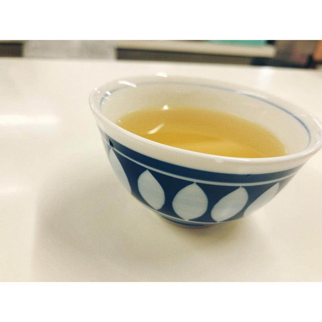 岡田鷹斗さんのインスタグラム写真 - (岡田鷹斗Instagram)「北九州行きつけの天ぷら屋さん🥢 「ふじしま」さん。 ・ ・ ・ 味はもちろんお店の雰囲気も 値段もとてもリーズナブルなので、 是非皆さん行ける方はオススメです☆ ・ ・ ・  #fukuoka #kitakyushu  #japan #北九州 #ふじしま #定食 #和 #天ぷら #小倉FUSEのたけさんのオススメ」4月2日 19時38分 - okada_takato