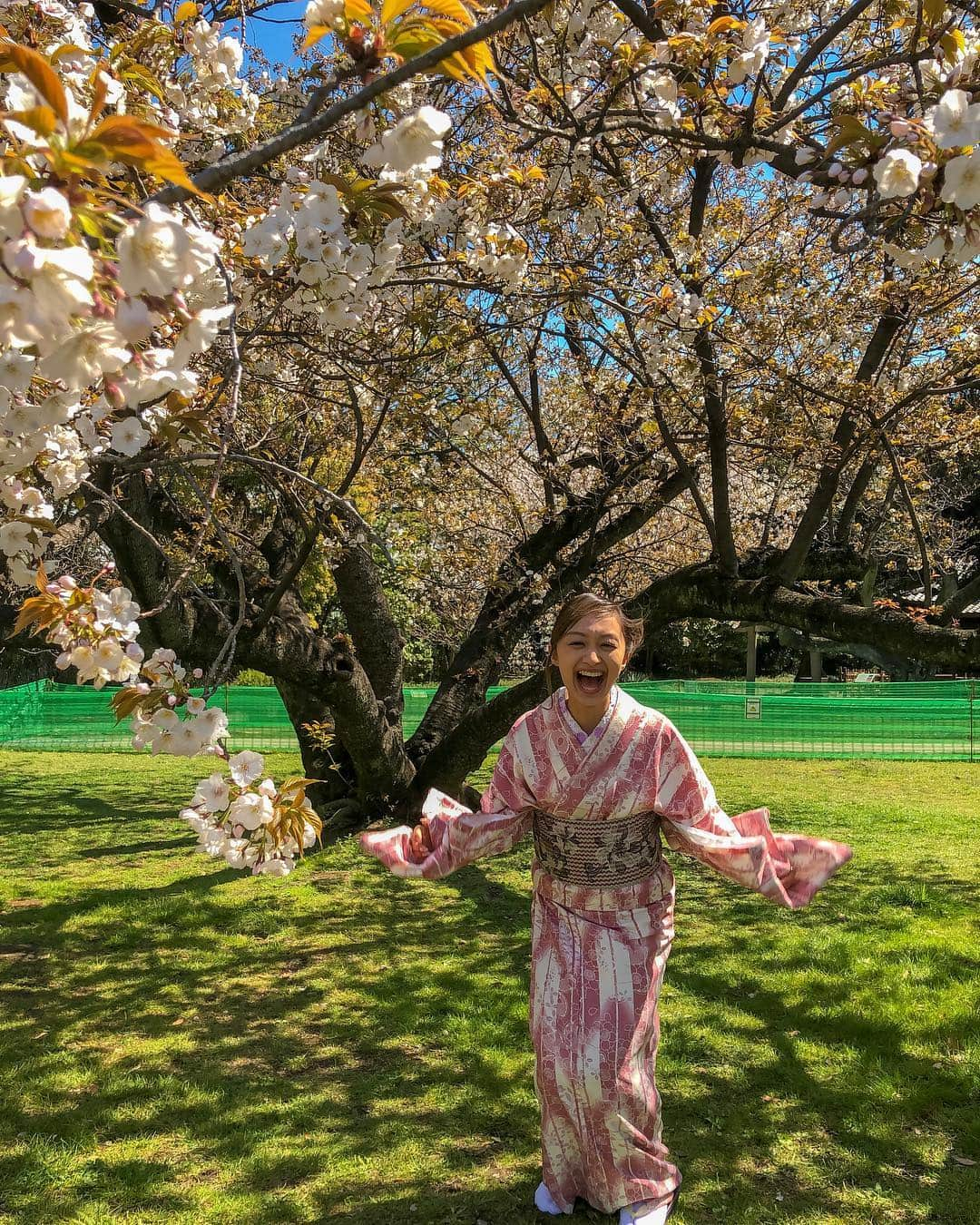 近藤あやさんのインスタグラム写真 - (近藤あやInstagram)「平成ラスト1ヶ月！！ 最高の仲間たちと 思い出を刻みまくるんだ🌸 #令和 . GoProファミリー / 旅するクリエイターの @kazukiyo0427 と1日  #やぁうどんこツアー してきた🍒笑 映像のできあがりが楽しみ！！！ さっ、とりにいきますよ😎🏆」4月2日 20時10分 - doraemontoaya