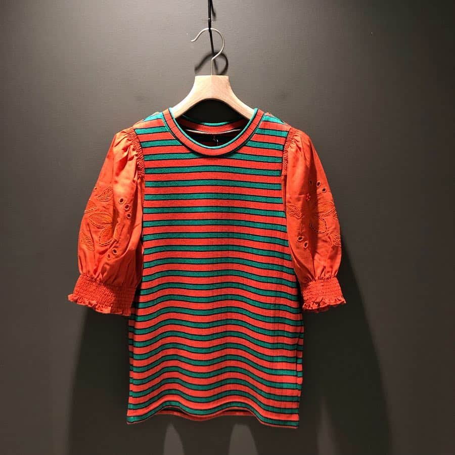 BEAMS JAPANさんのインスタグラム写真 - (BEAMS JAPANInstagram)「＜MUVEIL＞ Womens  刺繍 Puff Sleeve Pull Over BEAMS JAPAN 3F  @beams_japan #muveil  #beams #raybeams  #beamsjapan #beamsjapan3rd Instagram for New Arrivals Blog for Recommended Items #japan #tokyo #shinjuku #mensfashion #womensfashion #日本 #東京 #新宿 #ファッション#メンズファッション #ウィメンズファッション #ビームス #ビームスジャパン」4月2日 20時27分 - beams_japan