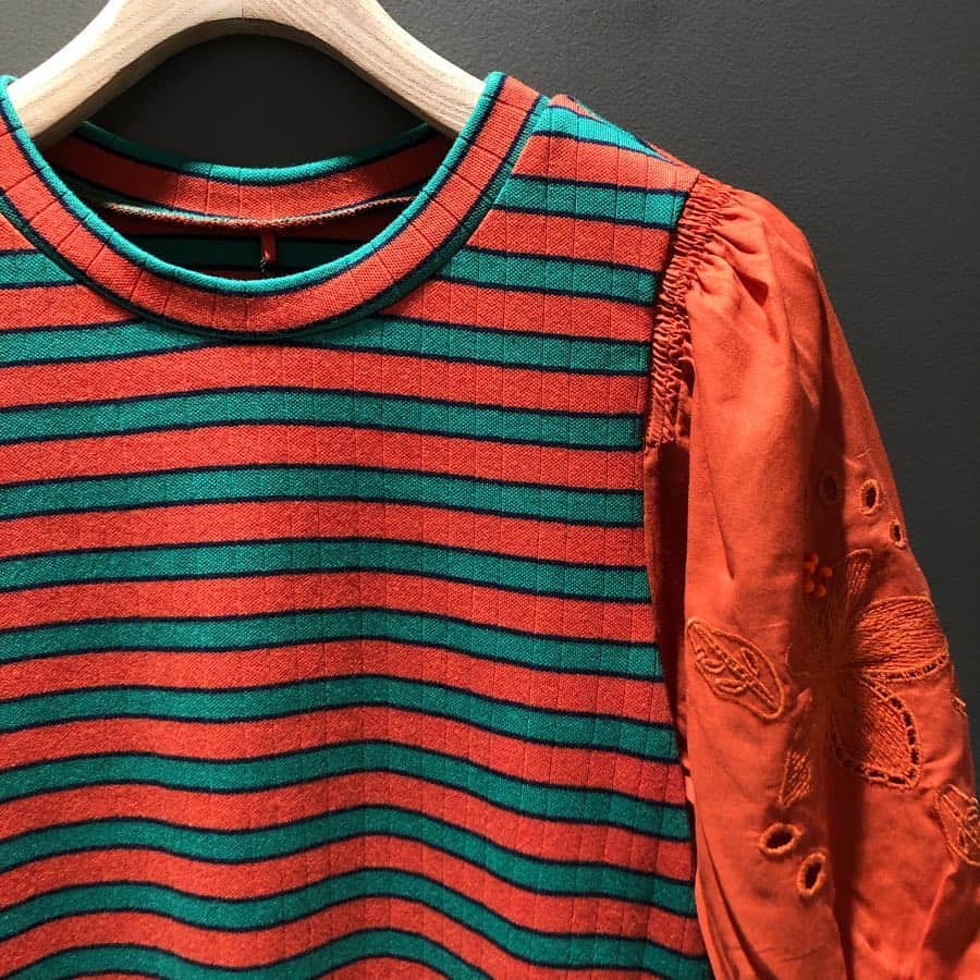 BEAMS JAPANさんのインスタグラム写真 - (BEAMS JAPANInstagram)「＜MUVEIL＞ Womens  刺繍 Puff Sleeve Pull Over BEAMS JAPAN 3F  @beams_japan #muveil  #beams #raybeams  #beamsjapan #beamsjapan3rd Instagram for New Arrivals Blog for Recommended Items #japan #tokyo #shinjuku #mensfashion #womensfashion #日本 #東京 #新宿 #ファッション#メンズファッション #ウィメンズファッション #ビームス #ビームスジャパン」4月2日 20時27分 - beams_japan