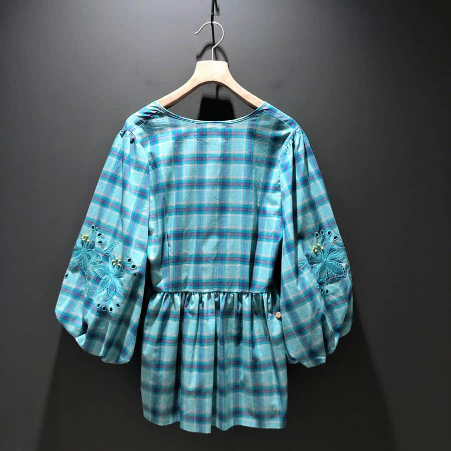 BEAMS JAPANさんのインスタグラム写真 - (BEAMS JAPANInstagram)「＜MUVEIL＞ Womens Check Kashukuru Blouse  BEAMS JAPAN 3F  @beams_japan #muveil #beams  #raybeams  #beamsjapan #beamsjapan3rd Instagram for New Arrivals Blog for Recommended Items #japan #tokyo #shinjuku #mensfashion #womensfashion #日本 #東京 #新宿 #ファッション#メンズファッション #ウィメンズファッション #ビームス #ビームスジャパン」4月2日 20時27分 - beams_japan