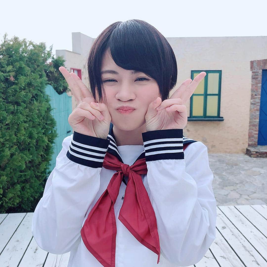 相澤ゆりなのインスタグラム：「#せーらーふく  #シャングリラス撮影会  #外撮影会  #ピースピースピース」