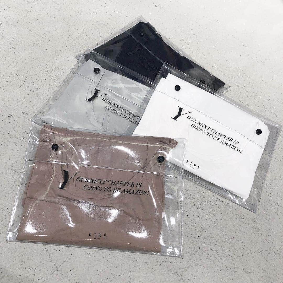 ETRÉ TOKYO ストアさんのインスタグラム写真 - (ETRÉ TOKYO ストアInstagram)「. #オープンバックツイストネックTEE ¥6,000+tax BEIGE / BLACK / WHITE / LIGHT GLAY  昨年もご好評頂いておりましたツイストネックTEEがオープンバックツイストとなり入荷致しました. ざっくりと開いたバックスタイルが女性らしい肌見せスタイルへ導きます またオリジナルのpvcバックも付属でご用意しております.  #etretokyo#etre#fashion#ootd#outfit#coordinate #mineby3mootd#casual#etretokyonagoya#etretokyoshinjuku #etretokyoosaka #エトレ#エトレトウキョウ#コーディネート#コーデ#シンプルコーデ#大人コーデ#大人カジュアル#春コーデ#Tシャツ#エトレトップス#タカシマヤゲートタワーモール#LUCUA#ルミネ新宿」4月2日 20時59分 - etretokyo_store