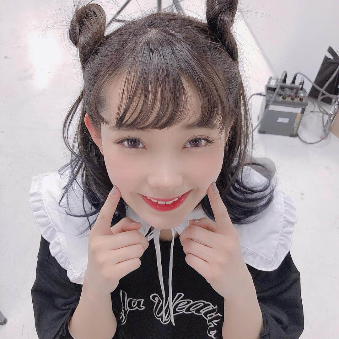 mimさんのインスタグラム写真 - (mimInstagram)「@rolarola_japan のECサイトのモデルをやらせて頂きました！ ヘアメイクはいたつさん🤲 可愛いお洋服が沢山なのでぜひチェックしてくださいね🥺💕💕💕 #me#photo#instagood#shooting#fashion#rolarola#pastel#followme」4月2日 21時05分 - mim_11_11