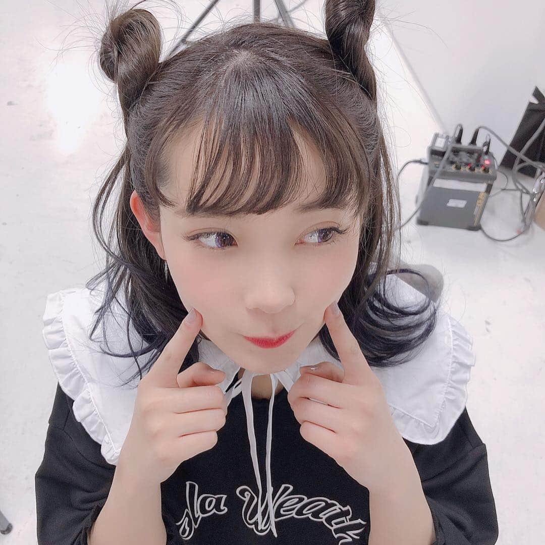 のインスタグラム：「@rolarola_japan のECサイトのモデルをやらせて頂きました！ ヘアメイクはいたつさん🤲 可愛いお洋服が沢山なのでぜひチェックしてくださいね🥺💕💕💕 #me#photo#instagood#shooting#fashion#rolarola#pastel#followme」