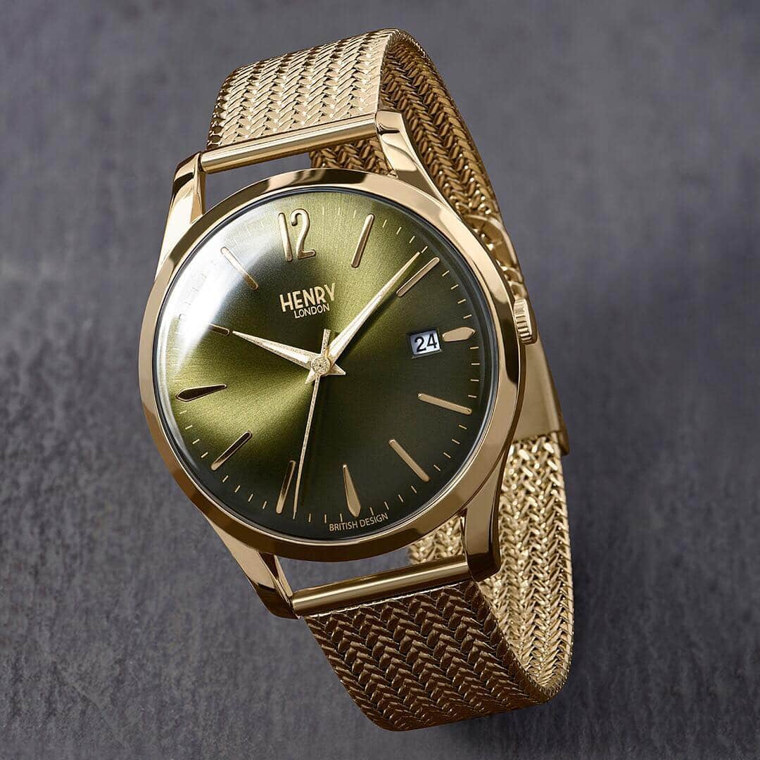 Henry London Official page of Britishさんのインスタグラム写真 - (Henry London Official page of BritishInstagram)「Green with envy? The stunning Chiswick mesh elevates classic style - available now! . . . ⠀⠀⠀⠀⠀⠀⠀⠀⠀ #henrylondon #henrywatches #menswatches #london #britishdesign #britishbrand #vintage #heritage #wristwatchcheck #chiswick #green #unisex #hisandhers #greenwatch #greendial #mossgreen #goldwatch #classicwatch #classicdesign #womw #watchphotography」4月2日 21時05分 - henrywatches