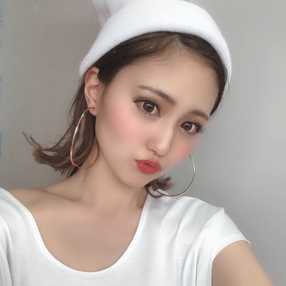 守田美咲さんのインスタグラム写真 - (守田美咲Instagram)「夢展望さんで撮影💖  スポーティ👾  #夢展望 #夏服 #ボブ #コンタクト #カラコン #model #撮影 #20 #麦わら帽子 #赤リップ #summer #kr2s」4月2日 21時11分 - misamisa_kimono