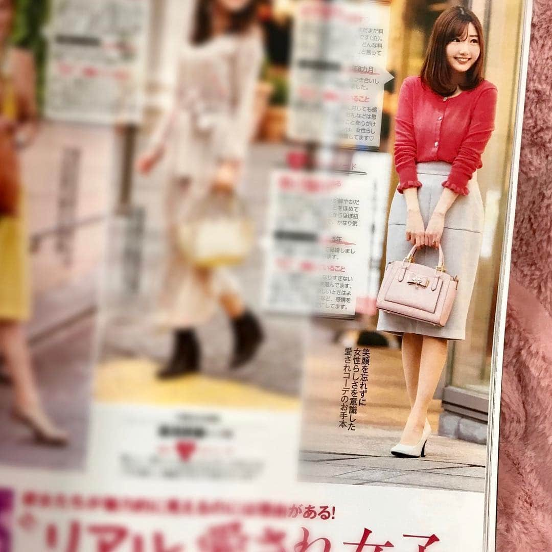 橘珠里さんのインスタグラム写真 - (橘珠里Instagram)「現在発売中の #美人百花 ( @bijinhyakka )4月号📖👗✨ ⠀ ⠀ 色々な企画に参加させていただきました☺️🌷 ⠀ ⠀ 画像1枚目は #私服スナップ⠀ ⠀ 画像2枚目は以前にもお友達をやらせていただいた #堀田茜 さんと♥︎ 女子会友達役で🍴 ⠀ ⠀ 画像3枚目は #田中みな実 さんのお友達役として #アプワイザーリッシェ  のお洋服を着させていただきました🎶 ⠀ ⠀ 私服スナップのページでは旦那さんとのエピソードも少しお話しています♡☺️照⠀ ⠀ かわいい付録付きで、気になる春のコーデがたくさん掲載されているので、ぜひチェックしてみてください✨ ⠀ ⠀ また付録も紹介させていただきます◡̈⃝︎⋆︎* *----*----*----*----*----* #美人百花 #美人百花4月号 #美人百花掲載 #百花レディ #読者モデル #読モ #春コーデ #ファッション #ファッション誌 #ファッション雑誌 #雑誌 #春ファッション #大人かわいい #大人可愛い #大人可愛いコーデ #大人かわいいコーデ #大人フェミニン #大人コーデ #チェリーアン #サマンサベガ #ミューズリファインドクローズ #アプ  #fashionmagazine #fashion #japanesefashion #model」4月2日 21時54分 - jurinu