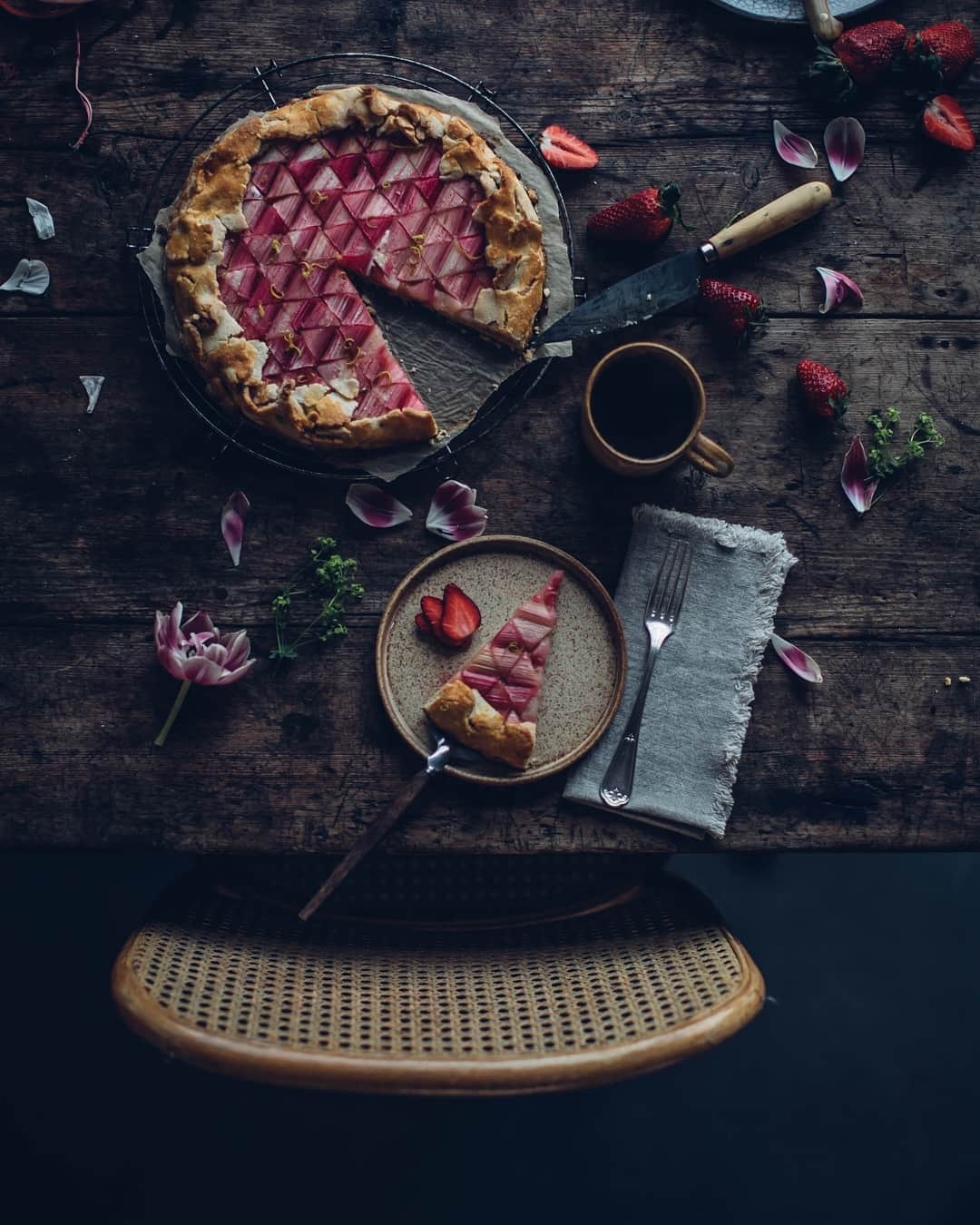 Our Food Storiesさんのインスタグラム写真 - (Our Food StoriesInstagram)「Working on a new recipe for you guys and can‘t wait to share this delicious gluten-free rhubarb tart with you on the blog tonight 🌸😋 #ourfoodstories  ____ #rhubarb #rhubarbcake #cakelover #glutenfreerecipes #glutenfri #glutenfrei #diewocheaufinstagram #theweekoninstagram #coffeebreaks #springmood #gatheringslikethese #huffposttaste #verilymoments #germanfoodblogger #foodstylist #foodphotographer」4月2日 21時57分 - _foodstories_