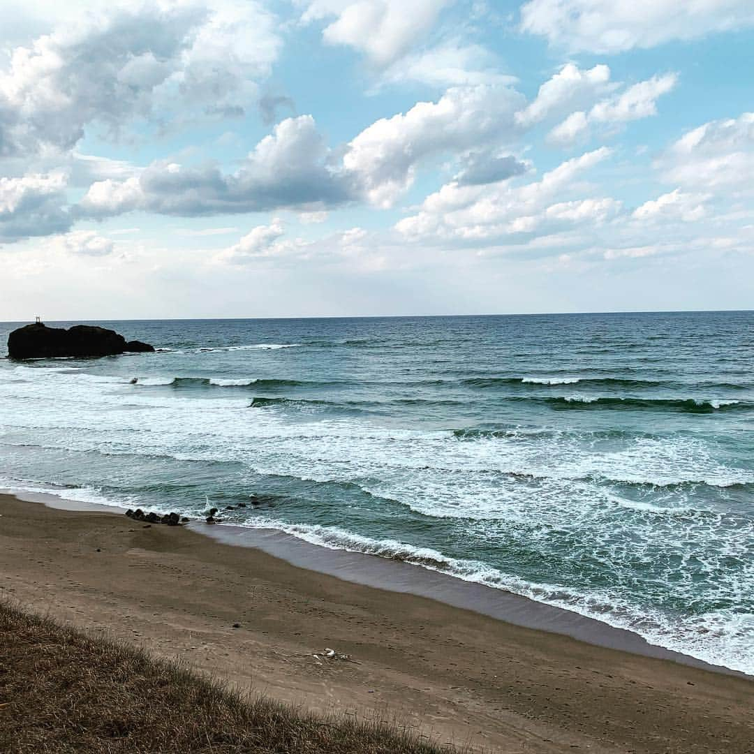 伊沢拓司さんのインスタグラム写真 - (伊沢拓司Instagram)「鳥取は白兎海岸」4月2日 22時04分 - added_tax