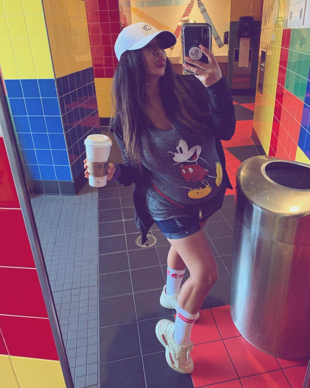 ニコール・ ポリッツィさんのインスタグラム写真 - (ニコール・ ポリッツィInstagram)「Day #2 going strong 💪🏽 👊🏽」4月2日 22時10分 - snooki