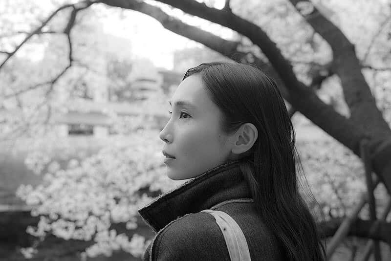 相馬絵美さんのインスタグラム写真 - (相馬絵美Instagram)「こちらもphoto by @makishena  面白くて写真撮れて美女。 他にも魅力たくさん。 なんて女性だ！  #カメラ #作品撮り #役者 #女優」4月2日 23時14分 - somaemi