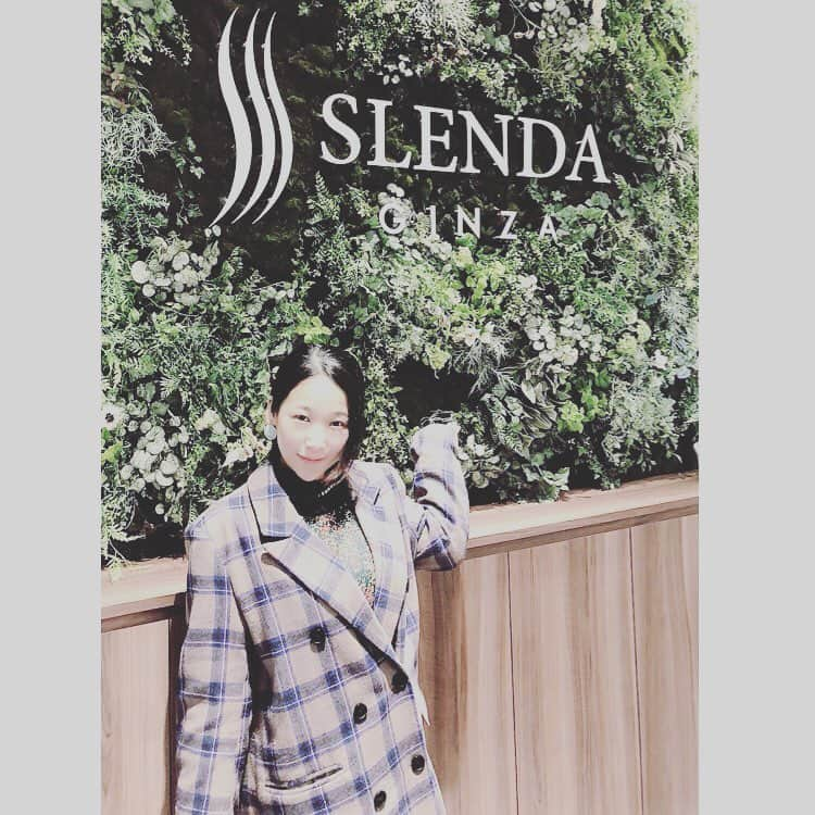 世手子さんのインスタグラム写真 - (世手子Instagram)「Full refund if there is no change in your body( ＾∀＾) Let's finish the diet with SLENDA╰(*´︶`*)╯♡ Everybody's comments nice（≧∇≦） Thanks（＾Ｏ＾） @slendaginza_official へ行ってきたよ( ◠‿◠ ) #slendaginza にはダイエットを終わらせるという意味のENDの文字が入っているのです！ #スレンダ銀座 ではエステ後に #シルエット改善 の #整体施術 もプレゼントしてもらえるよ！(°▽°) #slenda は #痩身エステ のこだわりがいっぱいでしたっ！ #3dスキャナー で細かいサイズも全てバレてしまうwww #サイエンスエステ で #ボディメイク や #ダイエット もバッチリ（＾Ｏ＾） #遺伝子検査 で私はラビットでした！ #炭水化物 も 脂質も分解しにくい太りやすい体質(´°̥̥̥̥̥̥̥̥ω°̥̥̥̥̥̥̥̥｀) #セルライト をなくして #ベストボディ になるにはここは最高かもしれない！ 理想の #bodymake を徹底的に指導してもらえます💓 場所もかなりパワースポット的な癒し空間もバッチリなので本気で通いたくなること間違いなしだね(#^.^#) #diet」4月2日 23時23分 - rojide