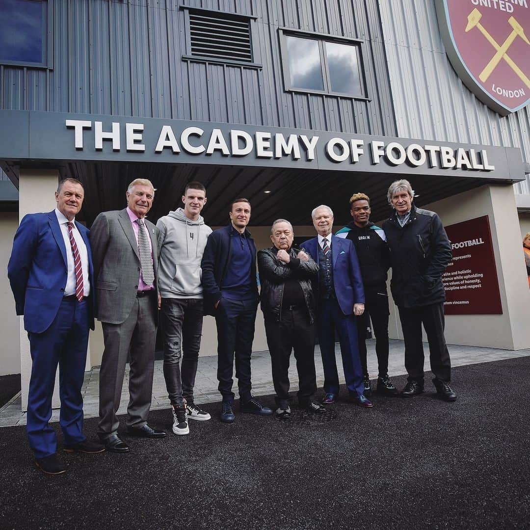 ウェストハム・ユナイテッドFCさんのインスタグラム写真 - (ウェストハム・ユナイテッドFCInstagram)「The new Academy of Football has been officially unveiled ⚒」4月3日 0時32分 - westham