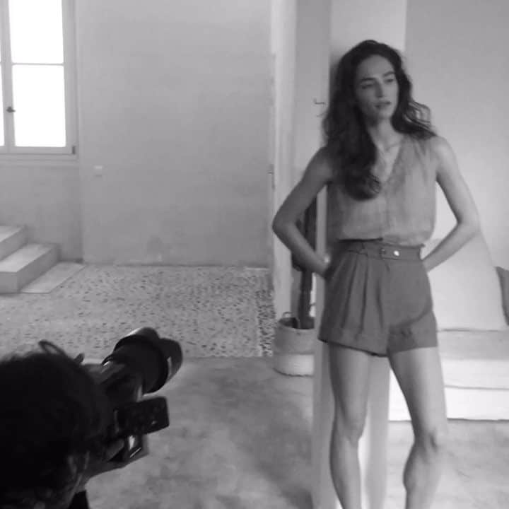 クーカイのインスタグラム：「Backstage avec @valentinebouquet Découvrez bientôt la suite de notre collection Printemps-Été 2019 . . . #kookaiette #fashion #backstage #shooting」