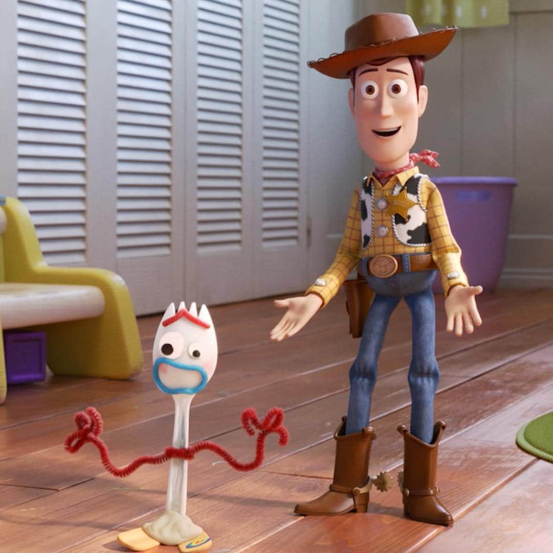 Disney Pixarさんのインスタグラム写真 - (Disney PixarInstagram)「Swipe for a surprise. 💫 #ToyStory4」4月3日 3時05分 - pixar