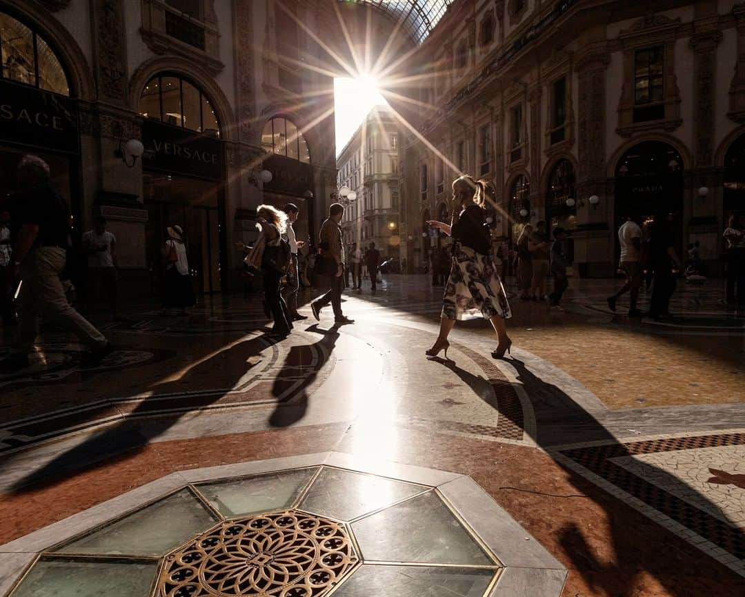 National Geographic Travelさんのインスタグラム写真 - (National Geographic TravelInstagram)「Photo by @andrea_frazzetta | Milan, Italy. The Galleria Vittorio Emanuele II is one of the world's oldest shopping malls, built by architect Giuseppe Mengoni between 1865 and 1877 in central Milan. The four-story, double arcade Galleria was named after the first king of the Kingdom of Italy. Situated between the foothills of the Alps and the River Po, the sprawling metropolis of Milan is recognized as Italy’s financial hub and one of the world’s fashion capitals. To see more photos from my travels, follow me @andrea_frazzetta #italy #milan #natgeotravel」4月3日 13時03分 - natgeotravel