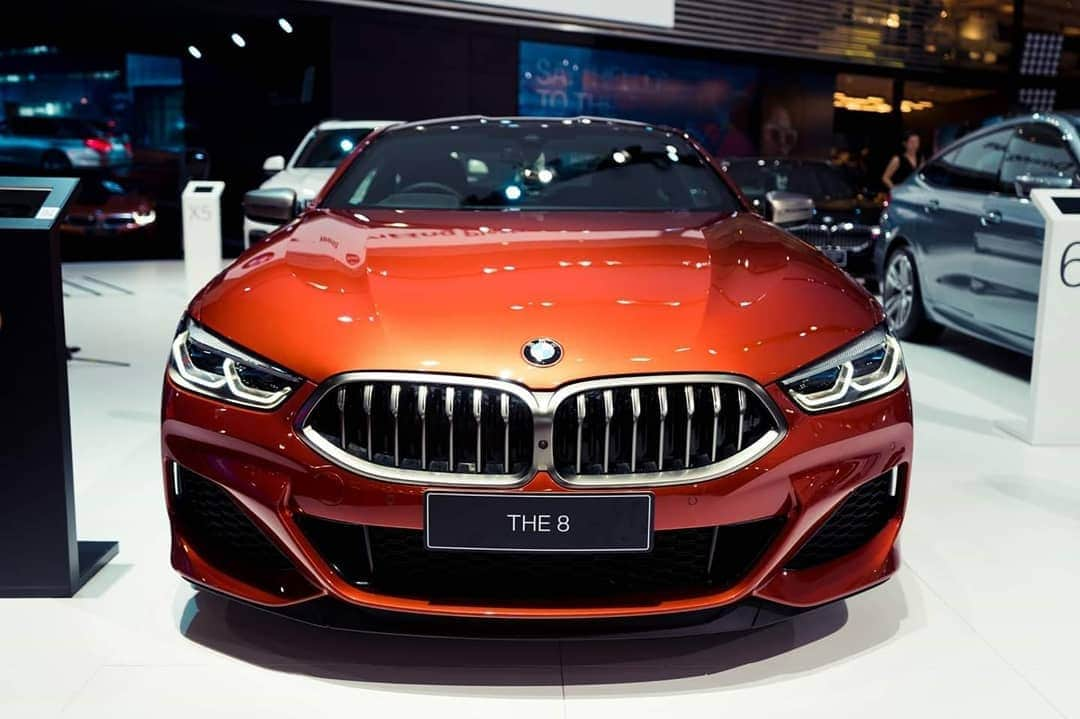 BMW Thailandさんのインスタグラム写真 - (BMW ThailandInstagram)「THE 8 คันนี้ในดวงใจ ที่ประทับใจในทุกองค์ประกอบ สะดุดสายตาตั้งแต่สีรูปลักษณ์ภายนอกที่งดงามอย่างไร้ที่ติ ส่วนห้องโดยสารภายในได้รับการตกแต่งด้วยวัสดุที่หรูหรา พร้อมชุดตกแต่งเกรดพรีเมียมที่เพิ่มความสปอร์ตเข้ากับลุคสุดหรูได้อย่างลงตัว เรียกได้ว่าประณีตทุกมุมมอง  สัมผัสความหรูหราอันโดดเด่นของ THE 8 ได้ที่ Bangkok International Motor Show 2019 ตั้งแต่วันนี้ - 7 เมษายน ที่อิมแพค เมืองทองธานี  #BMW #BMWTH #BMW8Series #THE8 #MotorShow2019 #BayerischeMotorenWerke」4月3日 13時17分 - bmwthailand