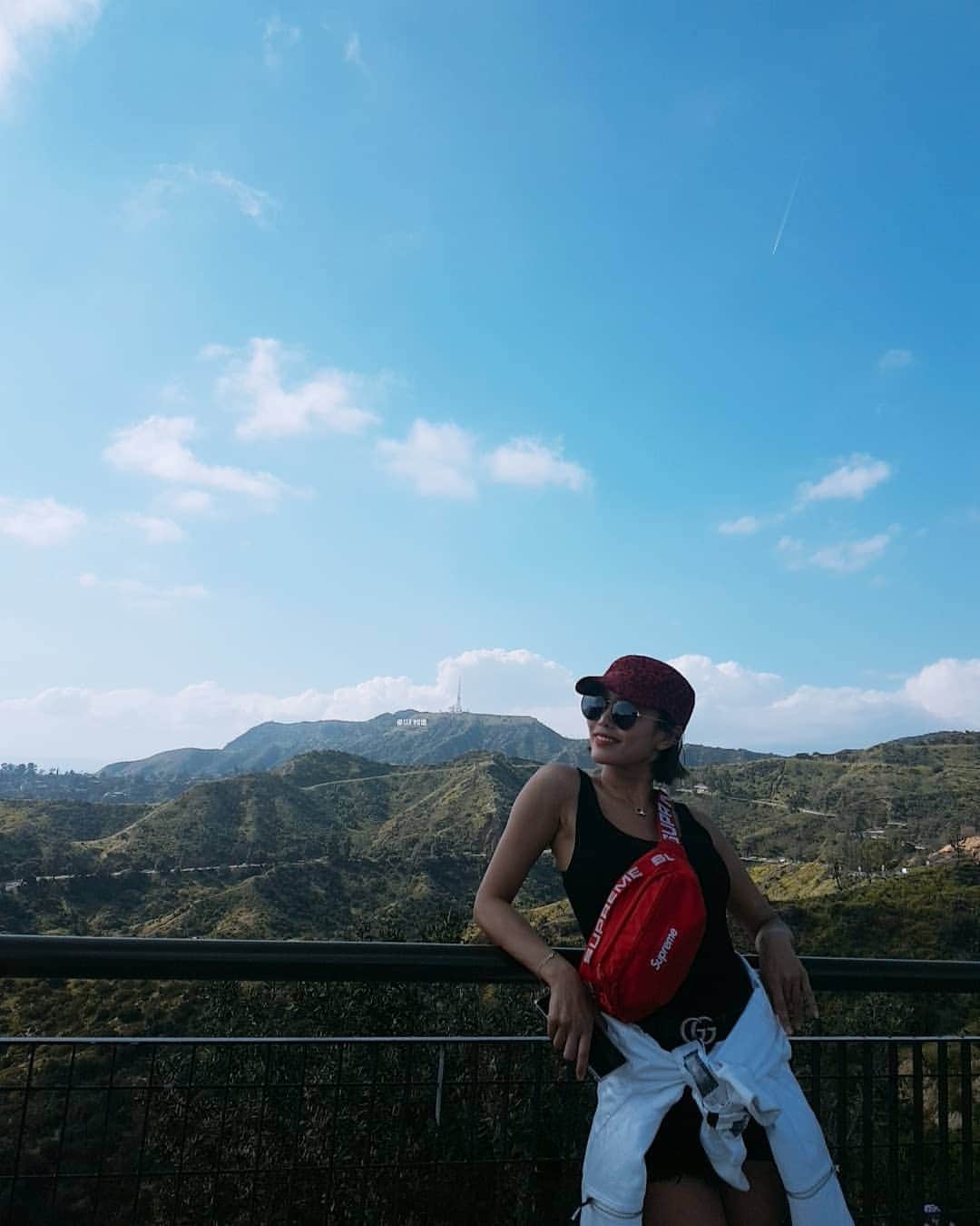 エナ さんのインスタグラム写真 - (エナ Instagram)「그리스피천문대등산~올라갈땐힘들지만 경치가관👏👏내려올땐 씐나게~~ #griffithpark #마지막날 #LA #뜻밖의태닝」4月3日 13時32分 - eunkyung.shin