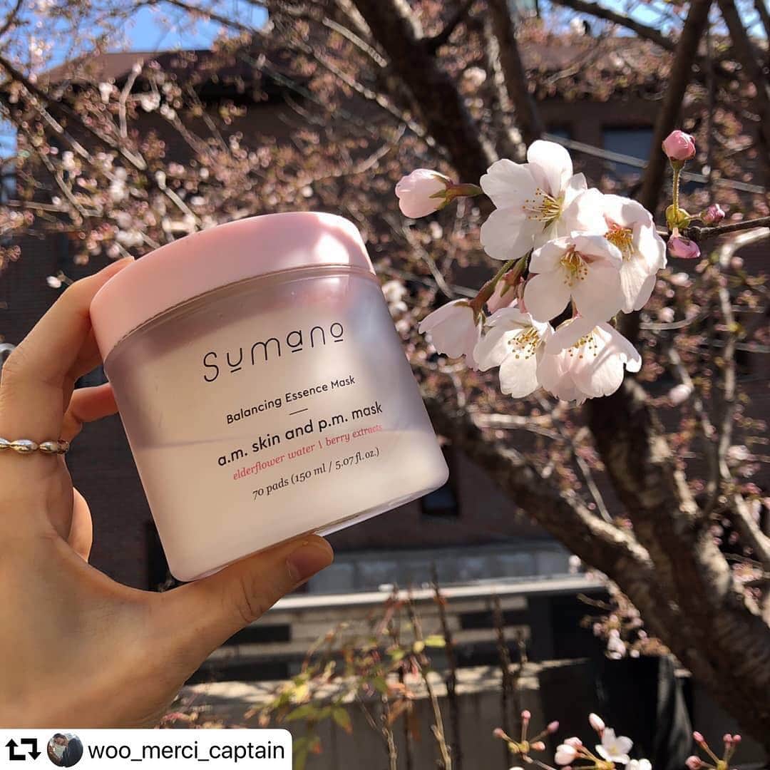 のインスタグラム：「Sumano×🌸﻿ ﻿ ﻿ 春先のスキンケアにはスマノのエッセンスマスク😘🌸﻿ ﻿ ﻿ #skingarden #スキンガーデン #新大久保 #신오쿠보 #韓国 #韓国メイク #韓国コスメ #メイク #コスメ #한국화장품 #한국메이크업 #메이크업 #코스메틱 #春 #봄 #桜 #벚꽃 #SUMANO #수마노 #g9skin #berrisome #elishacoy #日韓 #좋아요 #instagood #beauty #cute #パック #マスク」