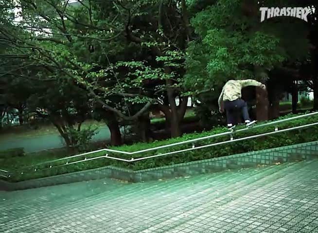 スラッシャーのインスタグラム：「👉🏽 @kevinbaekkel Godzilla grind in Tokyo 🇯🇵 @emerica」