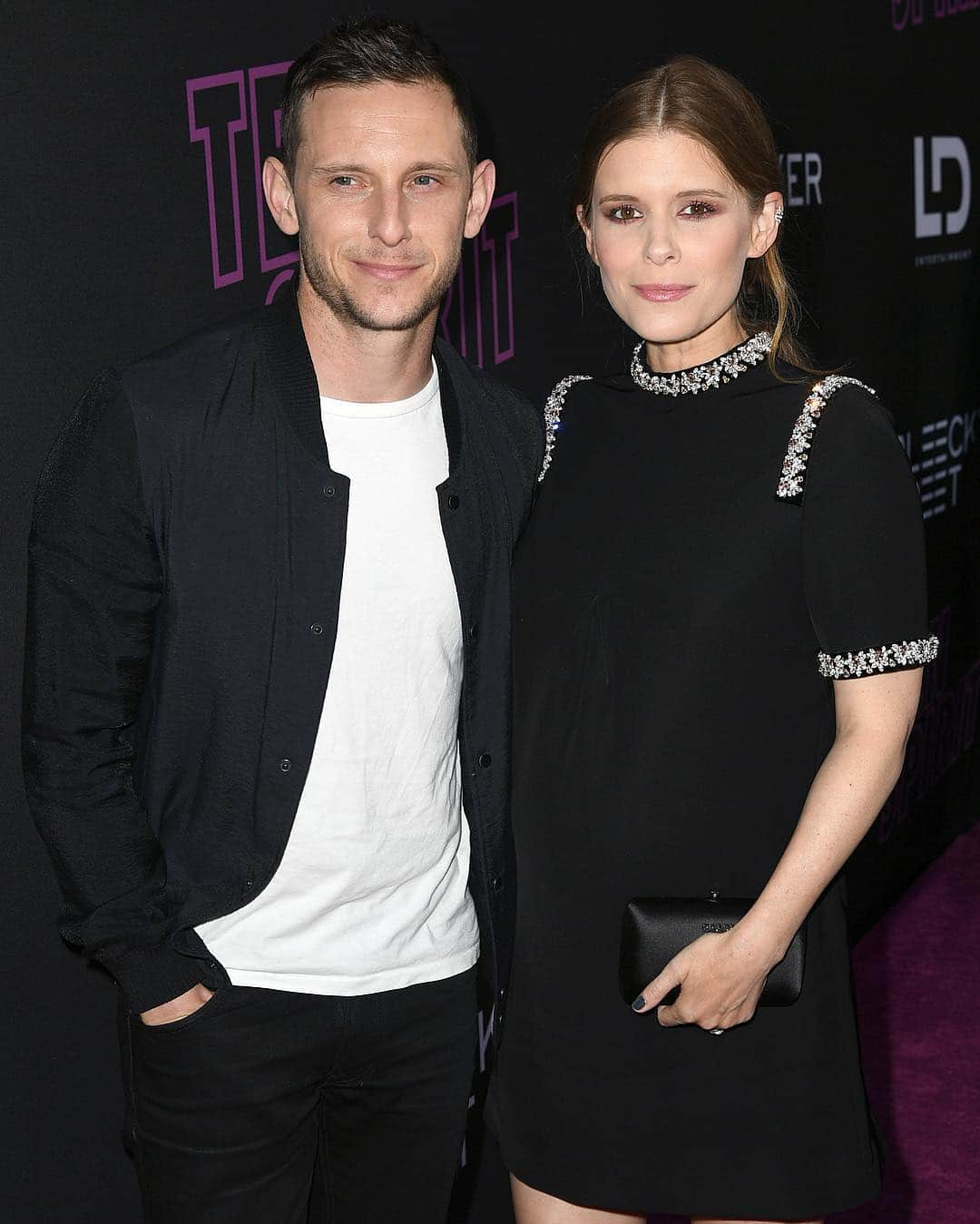 Just Jaredさんのインスタグラム写真 - (Just JaredInstagram)「Jamie Bell & pregnant wife @katemara step out for the “Teen Spirit” premiere! #JamieBell #KateMara #TeenSpirit Photos: Getty」4月3日 13時45分 - justjared