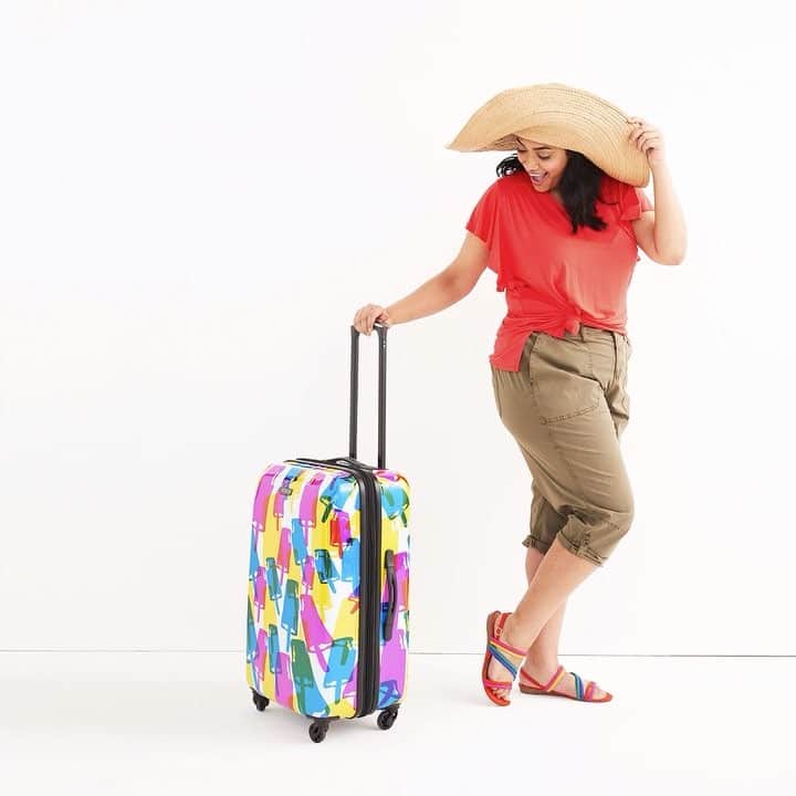 のインスタグラム：「If you're going on vacay, look the part with EVRI. Available only at Kohl's in sizes 0x-4x and 14w-30w.」