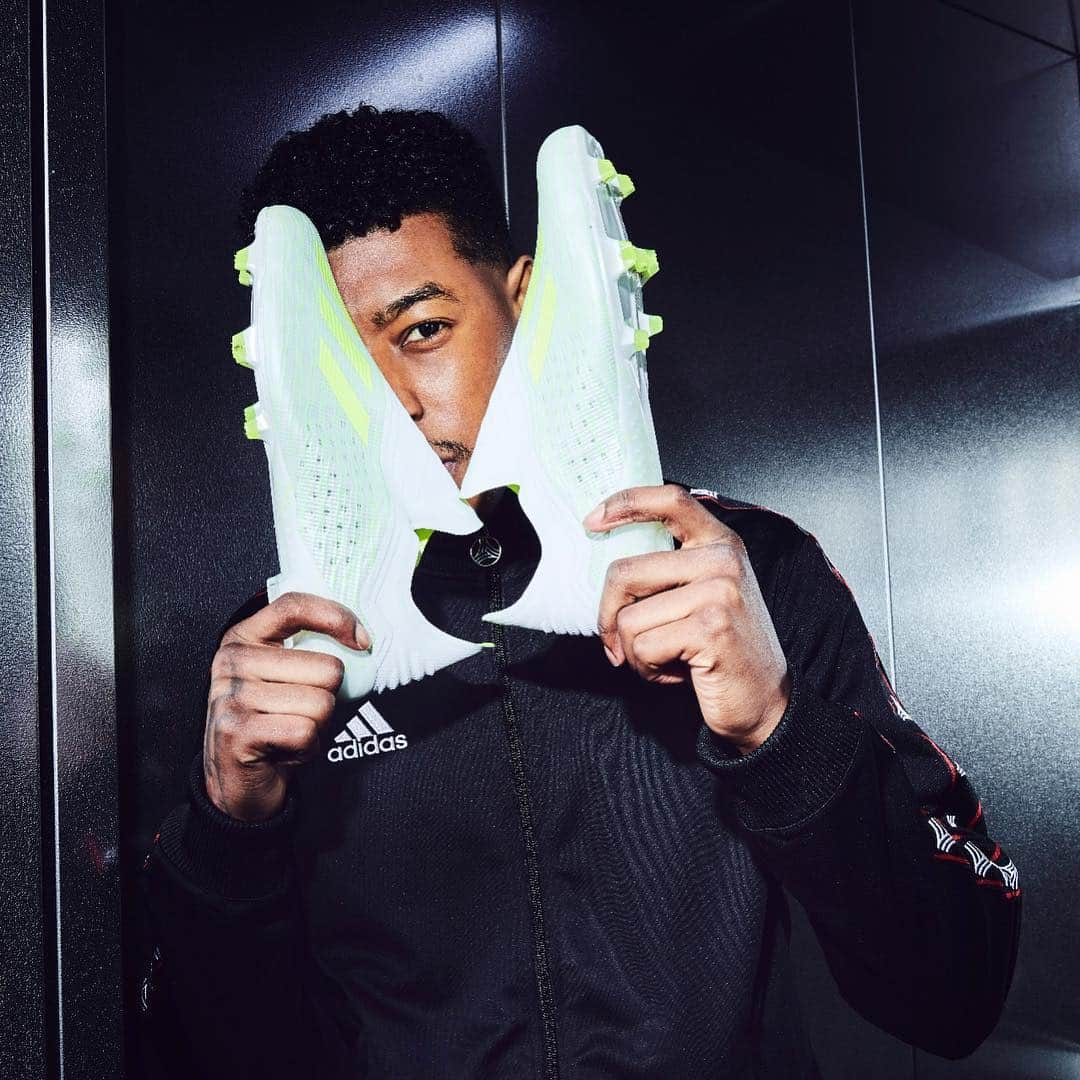 プレスネル・キンペンベさんのインスタグラム写真 - (プレスネル・キンペンベInstagram)「#X18 📐👁 👨🏾 #LAFORCE . #DareToCreate . #createdwithadidas」4月3日 5時22分 - kimpembe3