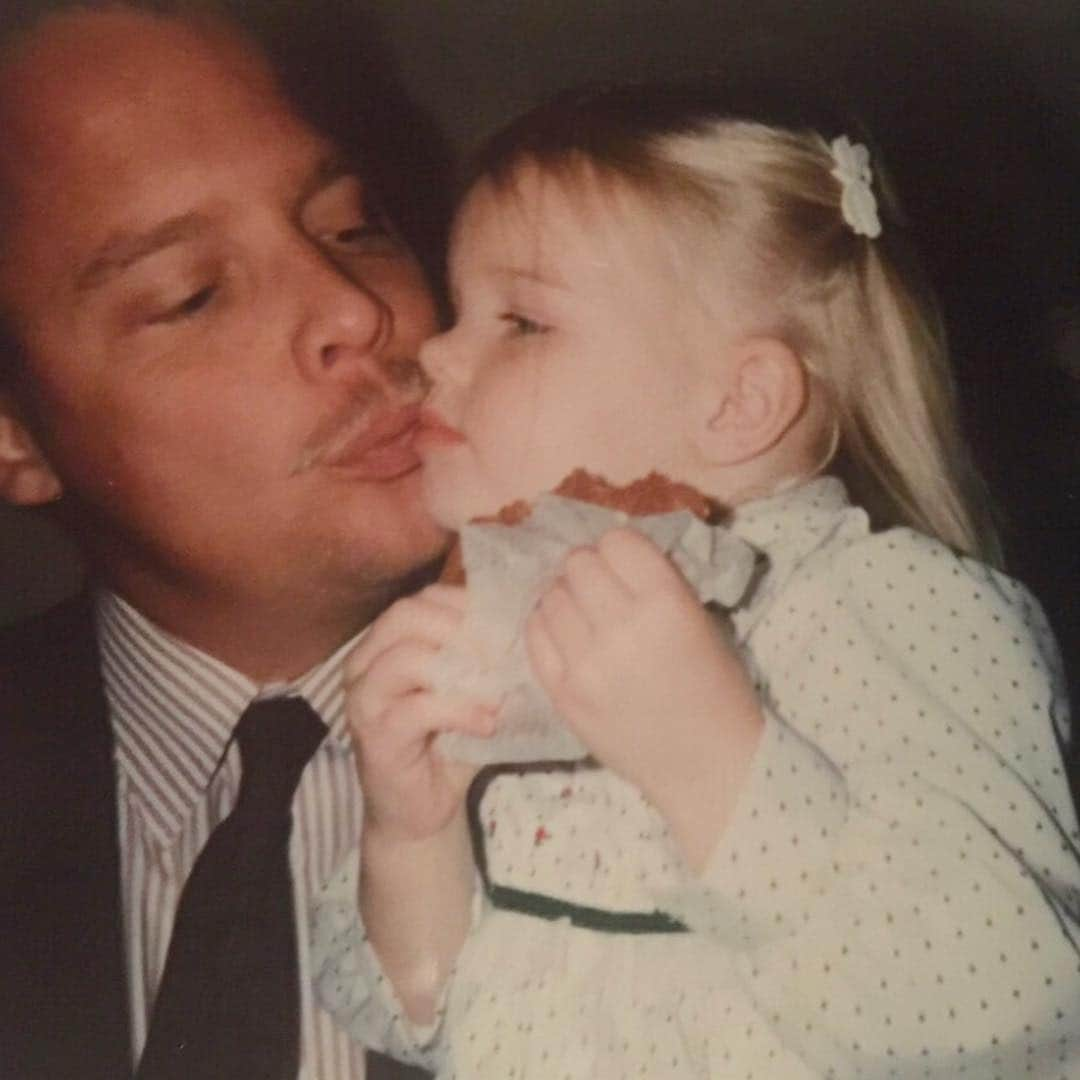 ケイト・ボスワースさんのインスタグラム写真 - (ケイト・ボスワースInstagram)「To my wonderful, hilarious, incredible DAD ... who is the BIG 7-0 today ... I love you. With my hand on my heart, I can honestly say - there is truly no one else on earth like you. Here’s a stroll down memory lane ........... ❤️ 1. Thank you for always wrapping me in love ... 2. Since I was a little girl (Mrs. Fields 4EVER 🍪!) 3. Especially during the awkward teen stage 😬🤓 (this is not Huji kids, this is the real deal ‘97 🎞) 4. You have supported me in my dream to be an actor, & visited all my sets! (this is from Amnesiac 🔪😱) 5. For staying in step - during the most important moments of my life. 6. + giving the most beautiful wedding speech (even including Bruce Springsteen lyrics?! You’re the Boss 🎸😎) 7. You’re the best husband ... 8. ... even if you drive mom crazy sometimes 😝 9. You have taught me to have FUN. And to be goofy. (Because that’s actually pretty cool). And above all, family is everything. 10. Cheers to you, dad. 🍻 Let’s crack open a cold one! (aren’t you glad I turned out to be a beer drinker???) . Thank you for guiding me, through all the ups and downs. Life is beautiful and sometimes hard - and you’ve been there for all of it. I ❤️ YOU. Thank you for choosing me, I know I chose you. XO」4月3日 6時06分 - katebosworth