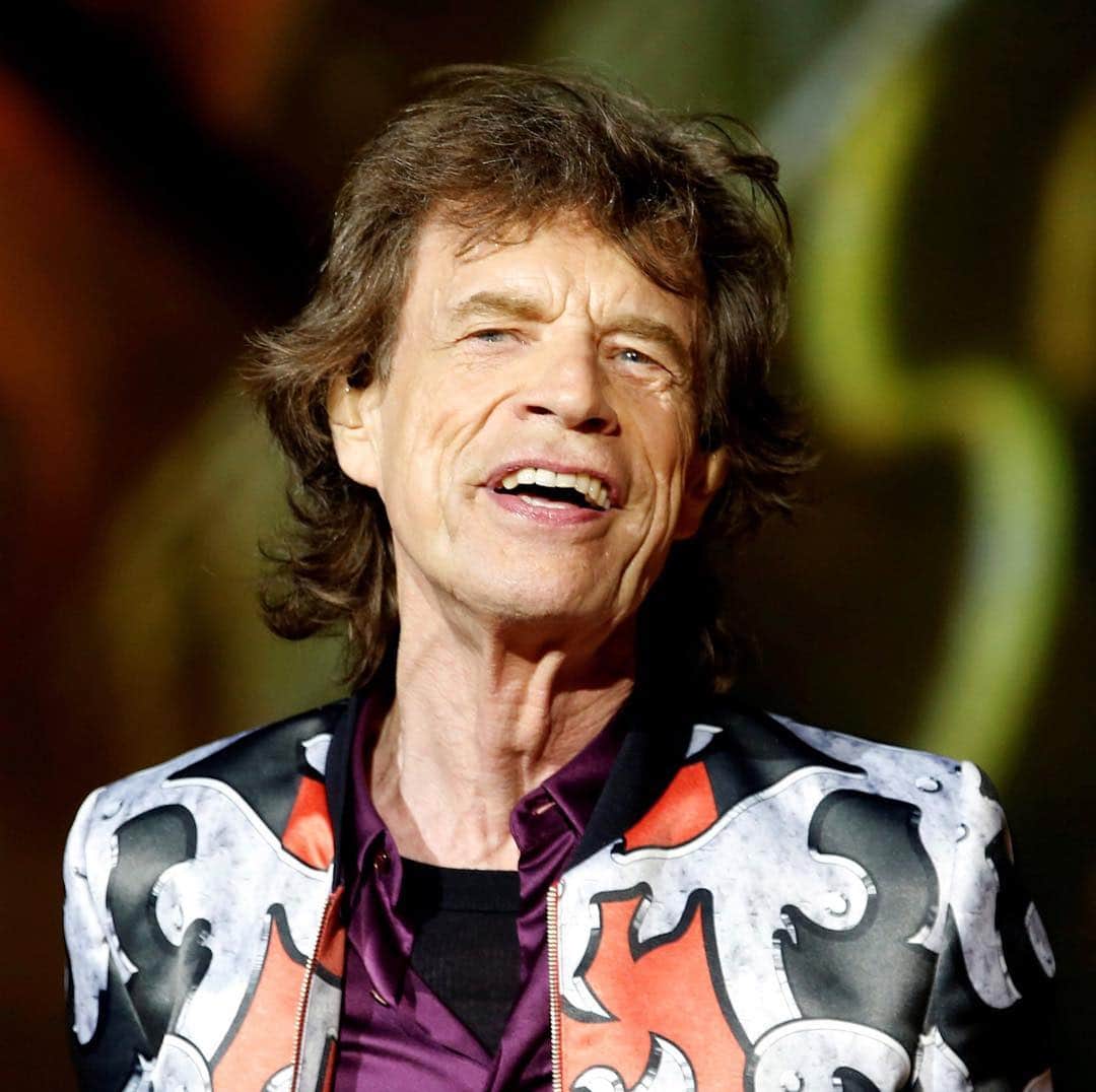 NBC Newsさんのインスタグラム写真 - (NBC NewsInstagram)「#RollingStones frontman #MickJagger will reportedly undergo heart surgery. More at the link in our bio. . 📷 Jean-Paul Pelissier / @reuters」4月3日 6時06分 - nbcnews