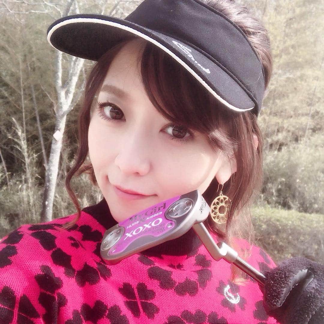 のインスタグラム：「My Girl♡ピンクで可愛い♡ #パター #キャメロン #ラウンド楽しみ #ladiesgolf #golfhotties #golfbabes #golflife #golfstagram #japanesegirl #model #lovegolf #girlswhogolf #cute #golfer #ゴルフ #ゴルフ女子 #ゴルフ大好き #golfholic #instagolf  #高尔夫球 #골프 #ゴルフコーデ  #ゴルフ #golf #instagolf #ゴルフ女子 #golfer #golfgirl #golflife #ladiesgolf #golfstagram #lovegolf  #高尔夫球 #골프」