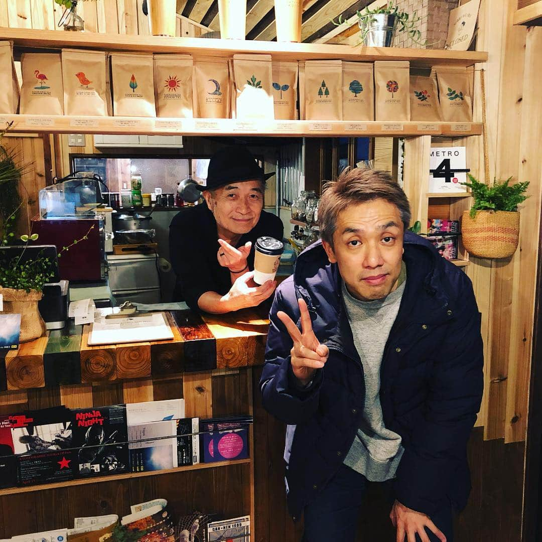 DJ SANCONさんのインスタグラム写真 - (DJ SANCONInstagram)「herb tea shop Natural Riddim Grand Opening! 12pm〜6pm  美味しいハーブティーが飲める お店 “Natural Riddim”がオープン したので行ってきました！ テイクアウトも出来るしスイーツ もあったり通えるお店が出来て 嬉しいです！  通常営業12pm〜6pm  ニックさんおめでとうございます㊗️ --------------------------------------------- 場所は 烏丸今出川通り上がる２つ目の信号(東側になか卯が目印)西に入って１つ目の角です！ --------------------------------------------- #NaturalRiddim #ナチュラルリズム #ハーブティー #herbtea #kyotocafe #djsancon」4月3日 8時05分 - djsancon