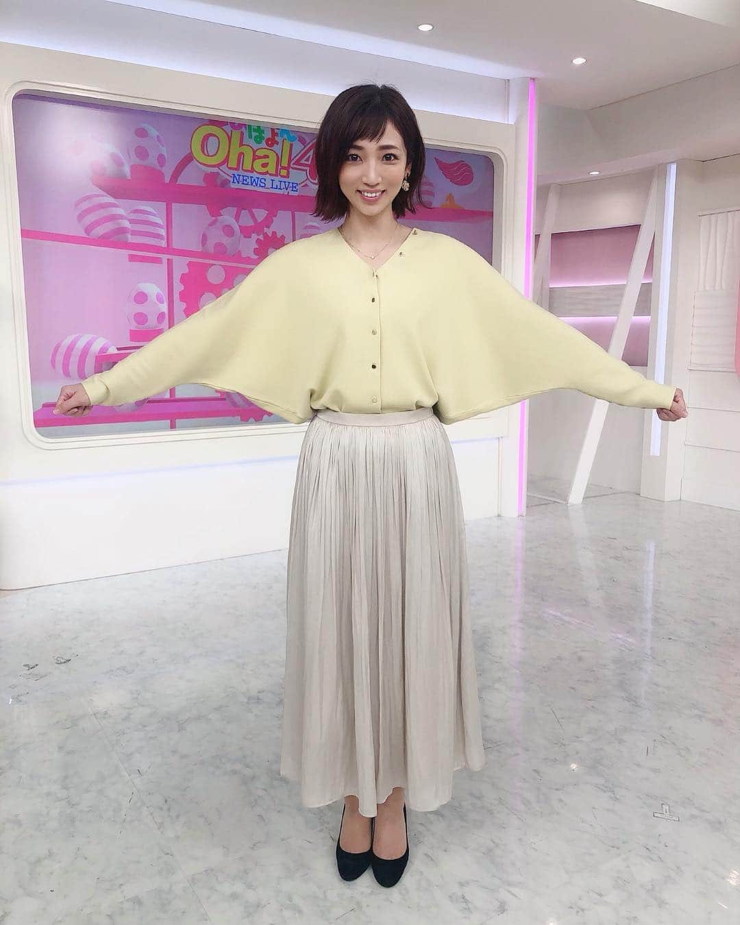 のインスタグラム：「﻿ ﻿ 最近のOha!4の衣装です👗﻿﻿ ﻿﻿ 1枚目と2枚目はTONAL @tonal_official ﻿ (イエローグリーンのカーディガンは﻿﻿ ドルマンスリーブになっています✨)﻿﻿ ﻿﻿ 3枚目はarumlily @arumlily_official ﻿﻿ ﻿ 4枚目はCIEL'AIR﻿ @cielair ﻿﻿ ﻿ 🌸✨﻿ ﻿﻿ ﻿﻿ #oha4  #衣装 #tonal #arumlily #cielair #春服﻿」