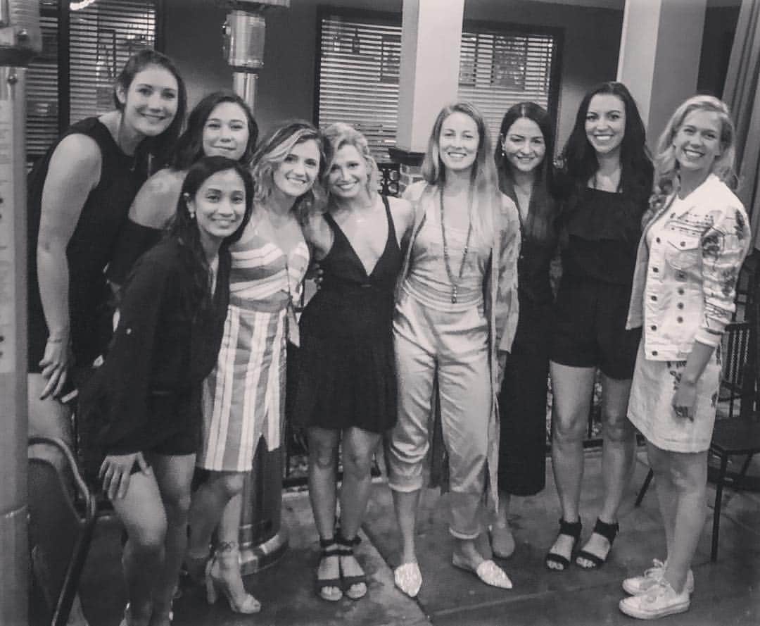 ペイジ・ローレンスのインスタグラム：「We laughed, danced, dined, hiked, biked and floated our way through my bachelorette weekend, and throughout it all, I made memories that I will never ever forget! To love, and be loved by, this powerhouse group of women is one of my greatest joys and strengths in life. I would not be the same human that I am without their footsteps alongside mine, and I am eternally grateful to each and every single one of you!!! • • #ChampCamp19 #SafetyThird #SoItsNotBruschetta #GongShow」