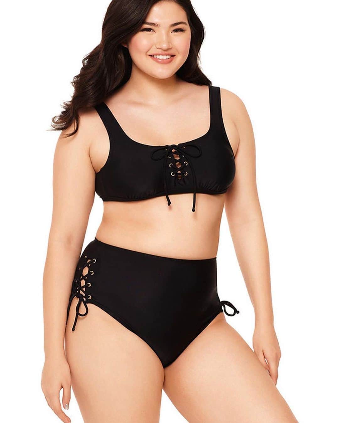 ニコール・ ポリッツィさんのインスタグラム写真 - (ニコール・ ポリッツィInstagram)「NEW SNOOKINI COLLECTION now available!! We listened to our customers & added a mix & match buying option! Also, styles are available in plus size! We also added extra tummy control for the perfect & comfortable fit! SO EXCITED FOR THESE! 🔥🔥 #snookini  Link in bio ❤️」4月3日 8時59分 - snooki