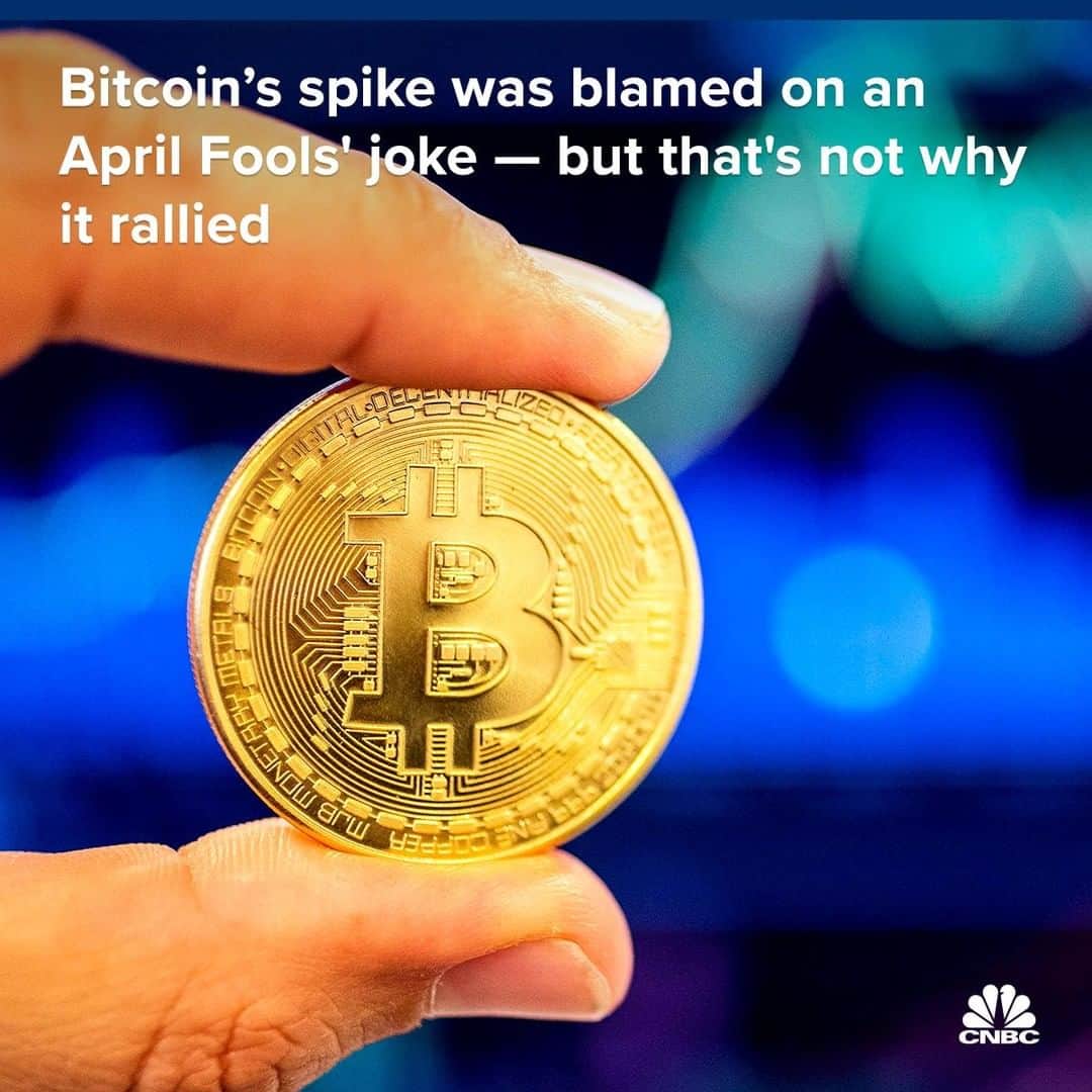 のインスタグラム：「Bitcoin was the target of an April Fools’ Day article, but it’s not what caused the digital currency to spike.⁣ ⁣ Bitcoin hit its highest level of the year at $5,000 on Tuesday, and some speculated that a prank article written for April Fools’ sparked the move. The article outlined an “emergency meeting” to approve a bitcoin exchange traded fund.⁣ ⁣ Experts say the most likely explanation is a (factual) Reuters report that someone purchased more than $100 million worth of bitcoin.⁣ ⁣ There are a few other factors that might have moved bitcoin, including a theory involving Warren Buffett. To read more, visit the link in bio.⁣ ⁣ *⁣ *⁣ *⁣ *⁣ *⁣ *⁣ *⁣ *⁣ ⁣ #bitcoin #cryptocurrency #crypto #blockchain #forex #markets #investing #trading #currency #business #businessnews #cnbc」