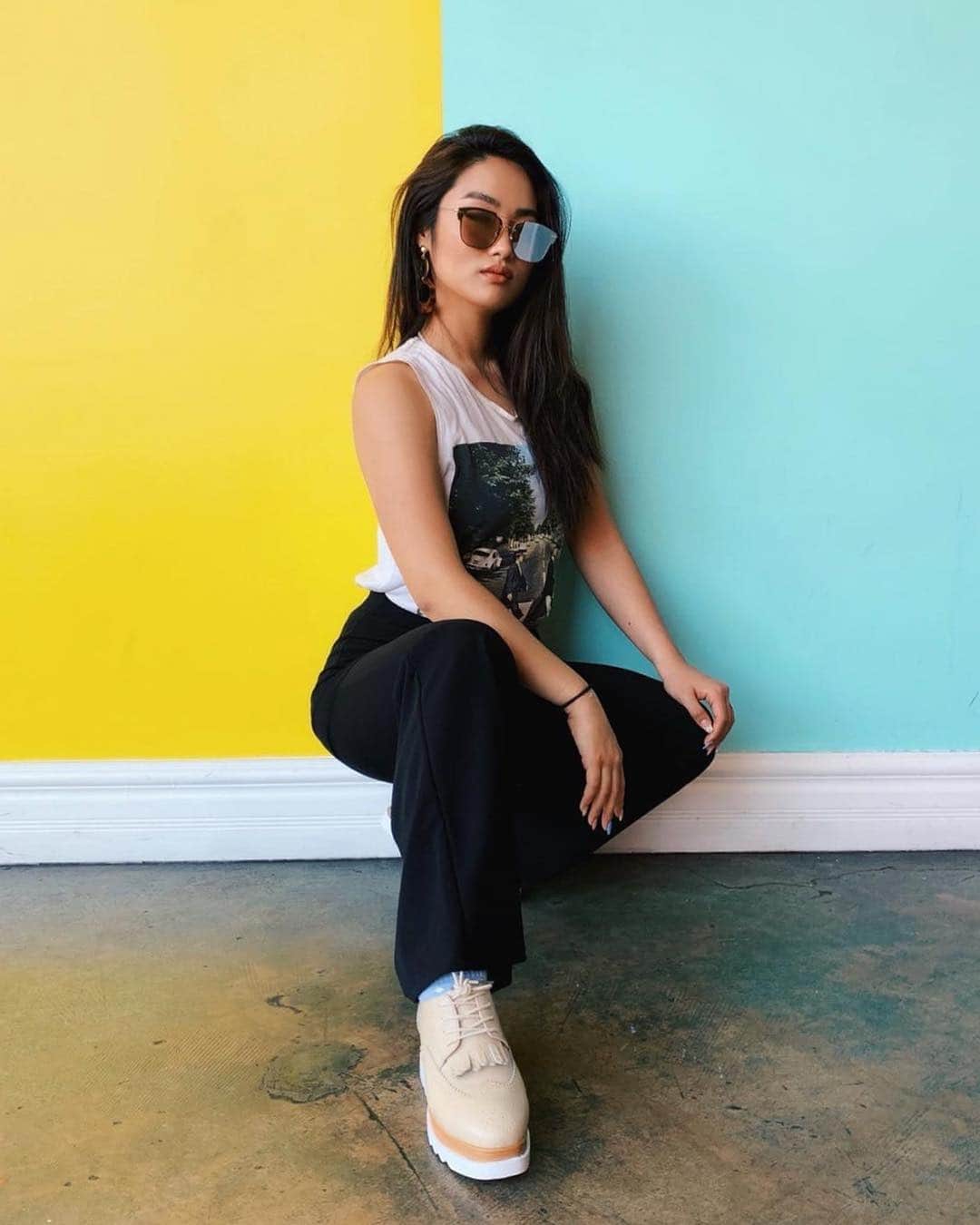 JINSさんのインスタグラム写真 - (JINSInstagram)「Friend: “Just act casual.” Me:  #repost @_remyray_ #eyewear #sunglasses」4月3日 10時22分 - jins.usa