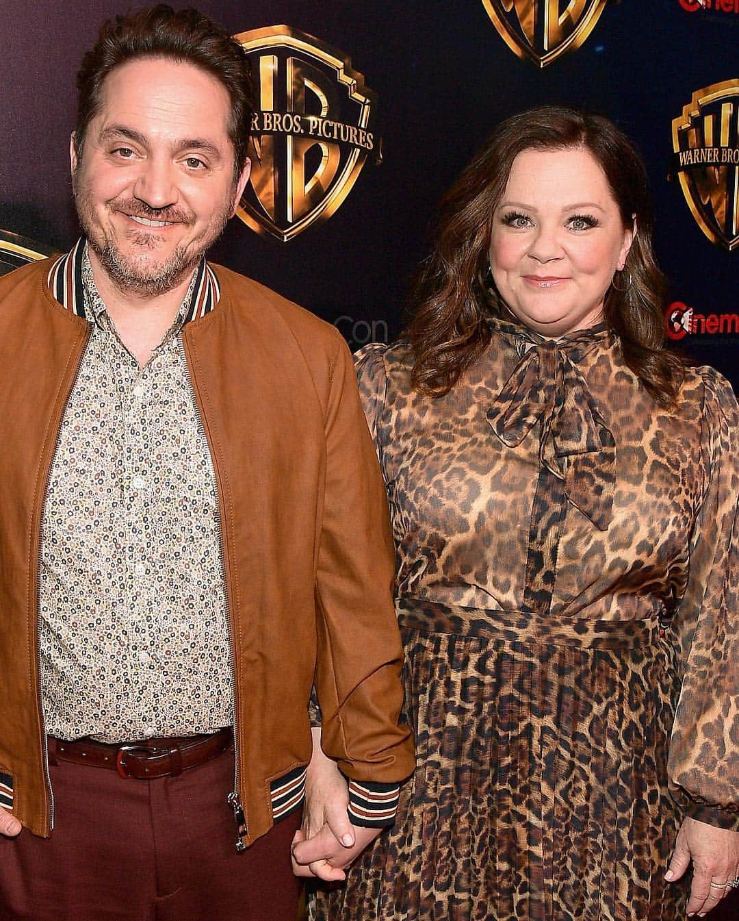 Just Jaredさんのインスタグラム写真 - (Just JaredInstagram)「@melissamccarthy & husband @benjyfalcone dress up as dragons to promote their new movie “Superintelligence” at 2019 CinemaCon! #MelissaMcCarthy #BenFalcone #Superintelligence #CinemaCon」4月3日 11時12分 - justjared