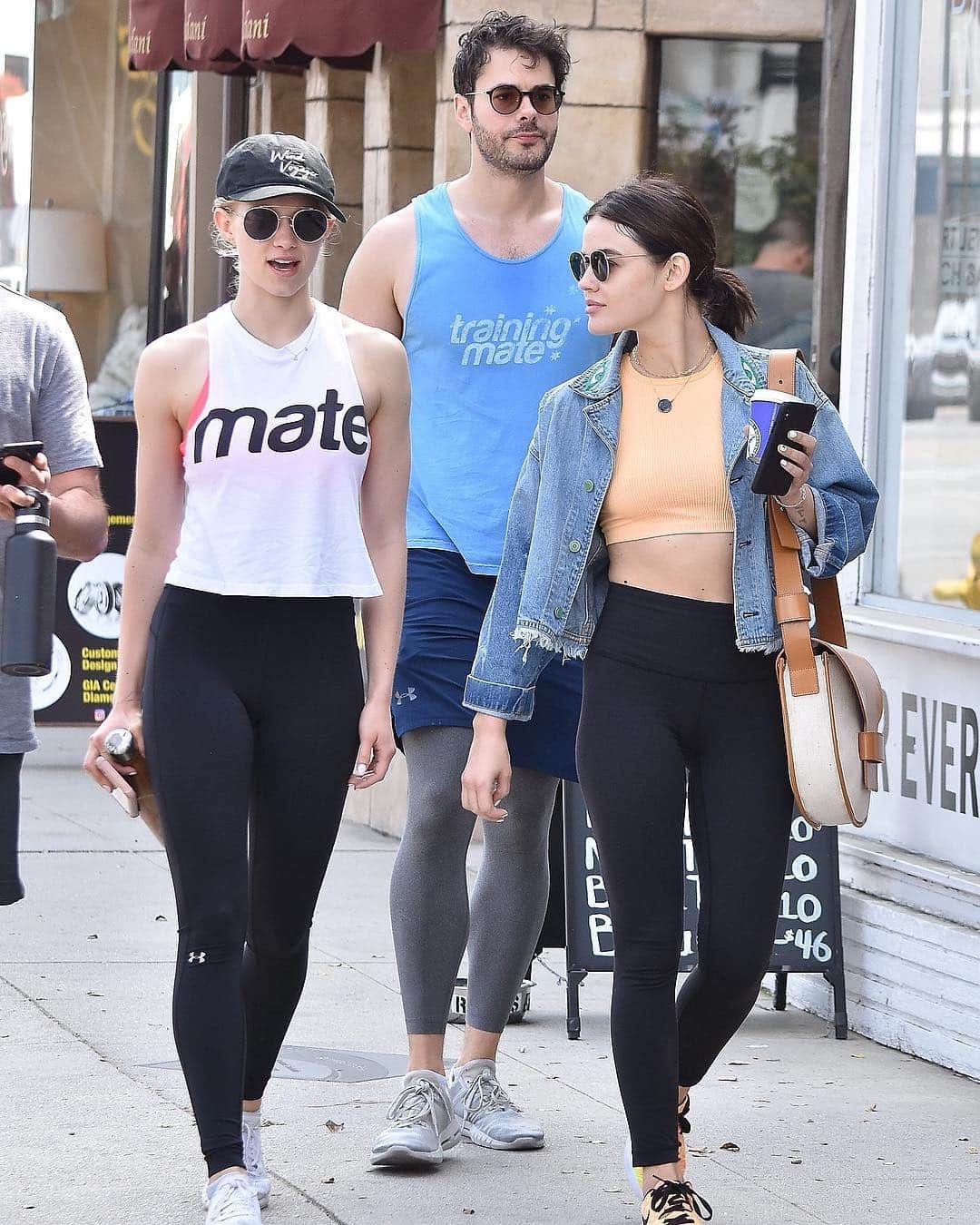 Just Jaredさんのインスタグラム写真 - (Just JaredInstagram)「@lucyhale joins her former “Life Sentence” co-star @jaysonblair and his girlfriend @claudialeelive for a Training Mate workout! #LucyHale #JaysonBlair #ClaudiaLee Photo: Backgrid」4月3日 11時55分 - justjared