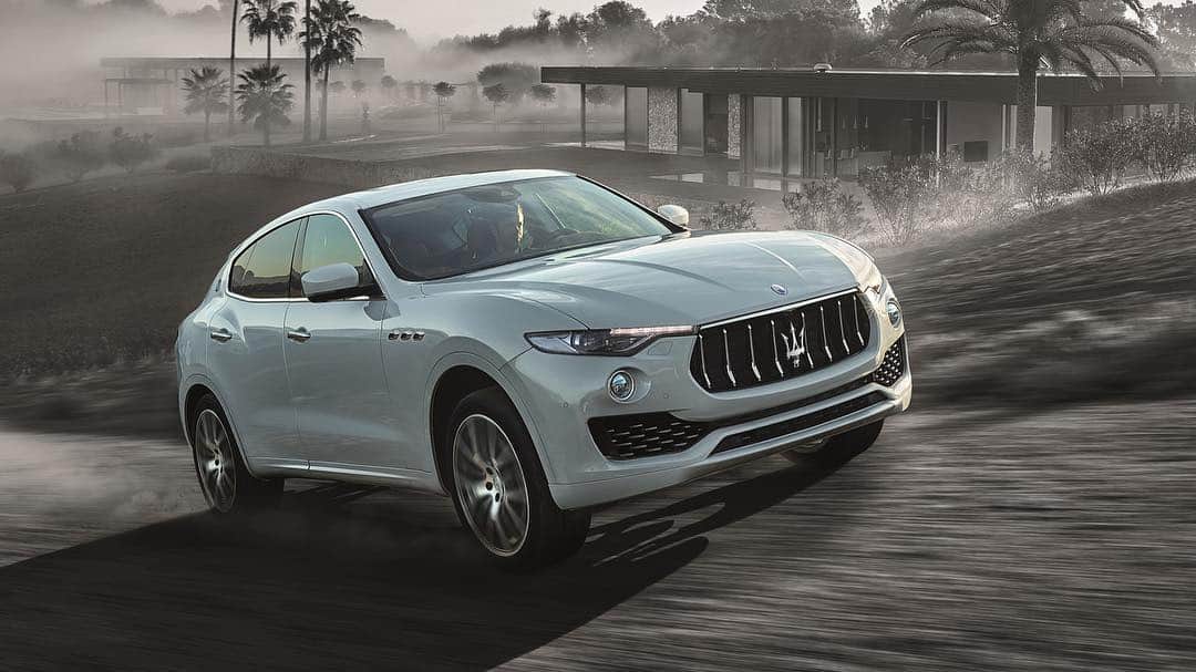 Maserati Japan | マセラティ ジャパンのインスタグラム：「マセラティ ジャパンでは4/13（土）-14（日）、全国の正規ディーラーで「OFFICINE MASERATI CERTIFIED PRE-OWNED Open Door Weekend」認定中古車フェアを開催。イタリア本国指定の121項目の検査をクリアした認定中古車は、新車と同様の保証も付帯しております。ぜひこの機会に、ディーラーにてマセラティの魅力をご体感ください。 #Maserati #マセラティ  #MaseratiJapan #マセラティジャパン」