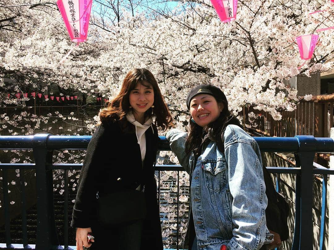 高樹リサさんのインスタグラム写真 - (高樹リサInstagram)「😊🌸🌸💓💓💓 @donky_fumino  #桜」4月3日 23時17分 - lisalisa_takagi