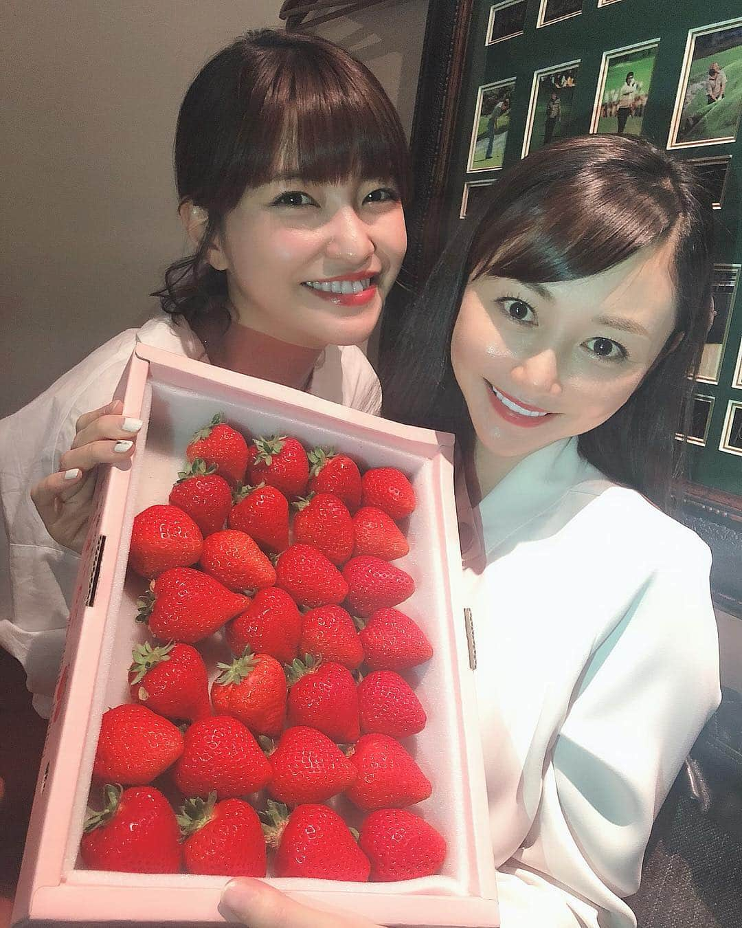 岸明日香さんのインスタグラム写真 - (岸明日香Instagram)「杏璃ねえさんとお花見ご飯🍡  久々色々話せて楽しかったぁ💓 またすぐ会いたい🧚‍♀️ #ふたりでレギュラーやってたの懐かしいまたやりたい」4月3日 23時21分 - aspoo02