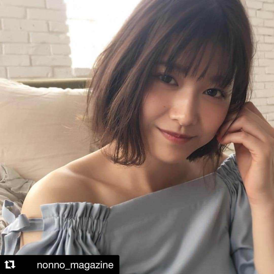 渡邉理佐さんのインスタグラム写真 - (渡邉理佐Instagram)「#りさものがたり #第17話 七瀬と初表紙を務めた2018年6月号。巻頭で特集したのは、まさに本写真集のポイントでもある「りっちゃんの彼女感」についてでした💕この時の皆さんからの反響が、もっともっとりっちゃんの「可愛いがすぎる」を見せよう！と写真集の方向に繋がっていきました。 (@nonno_magazine 2018.5.1） #彼女感 #可愛いがすぎる #渡邉理佐 #渡邉理佐1st写真集無口  #4月10日発売 #nonno」4月3日 22時09分 - watanaberisa1st