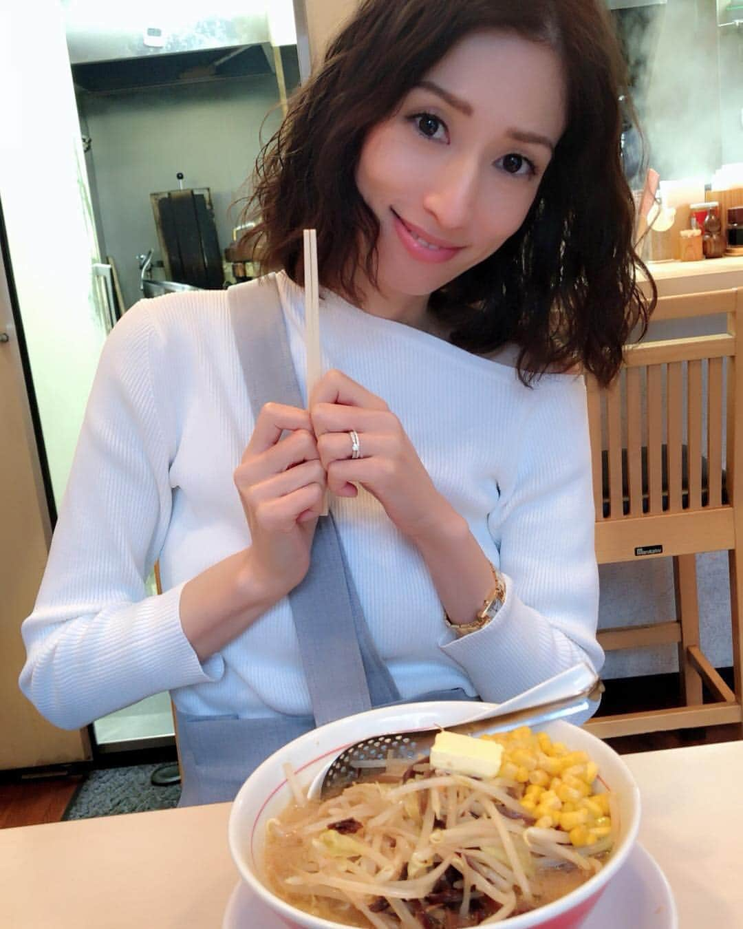 佐藤弥生のインスタグラム