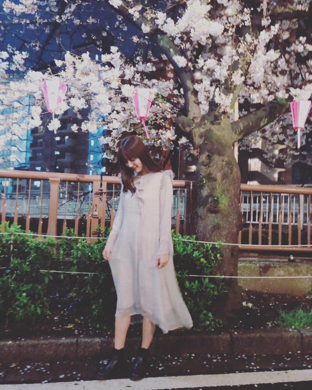 杉本有美さんのインスタグラム写真 - (杉本有美Instagram)「最近お気に入りのワンピース🌸  @u_dresser  #u_dresser」4月3日 22時26分 - sugimotoyumi_official