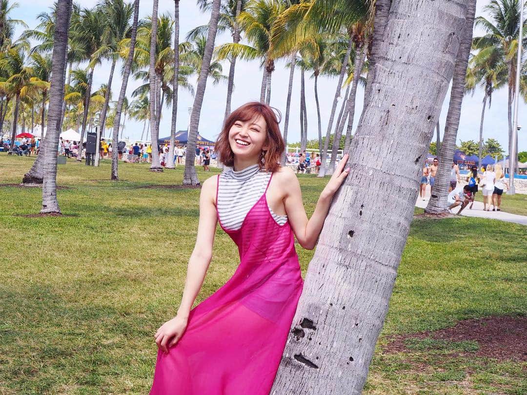 宮越愛恵さんのインスタグラム写真 - (宮越愛恵Instagram)「☺️🌴❤️❤️ . ヤシの木いっぱい可愛い🥺💕 . . . . . #miami #palmtrees #beach #beachgirl #ultramiami #trip #旅行 #summer」4月3日 14時39分 - mana.chun